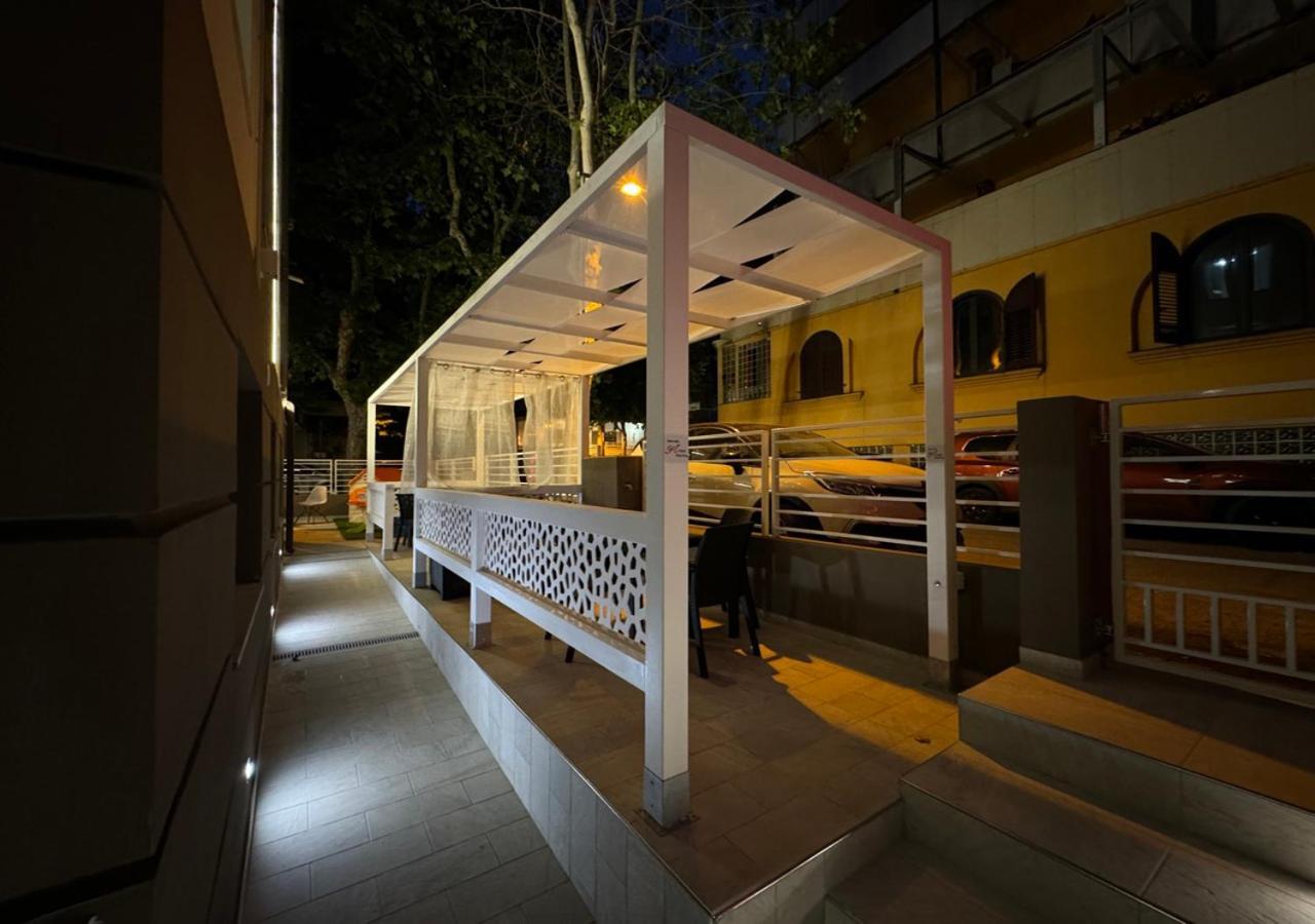 Chiama Hotel Rimini Bagian luar foto